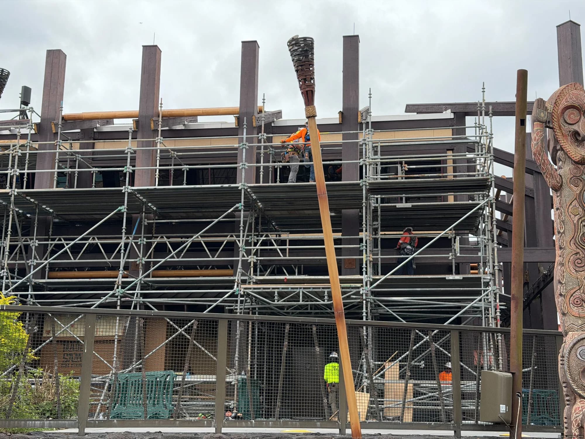 Construction Work Progresses Around Disneys Polynesian Resort